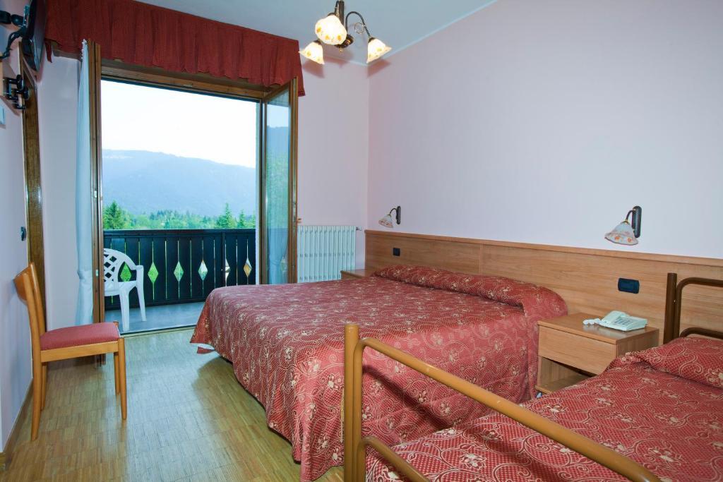 Hotel Migliorati Кастьоне-делла-Презолана Номер фото